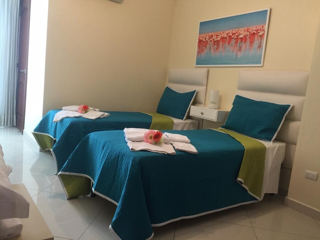 Hotel Shakey Santo Domingo Exterior photo